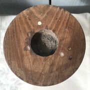 Paire de bougeoirs en bois, années 1950