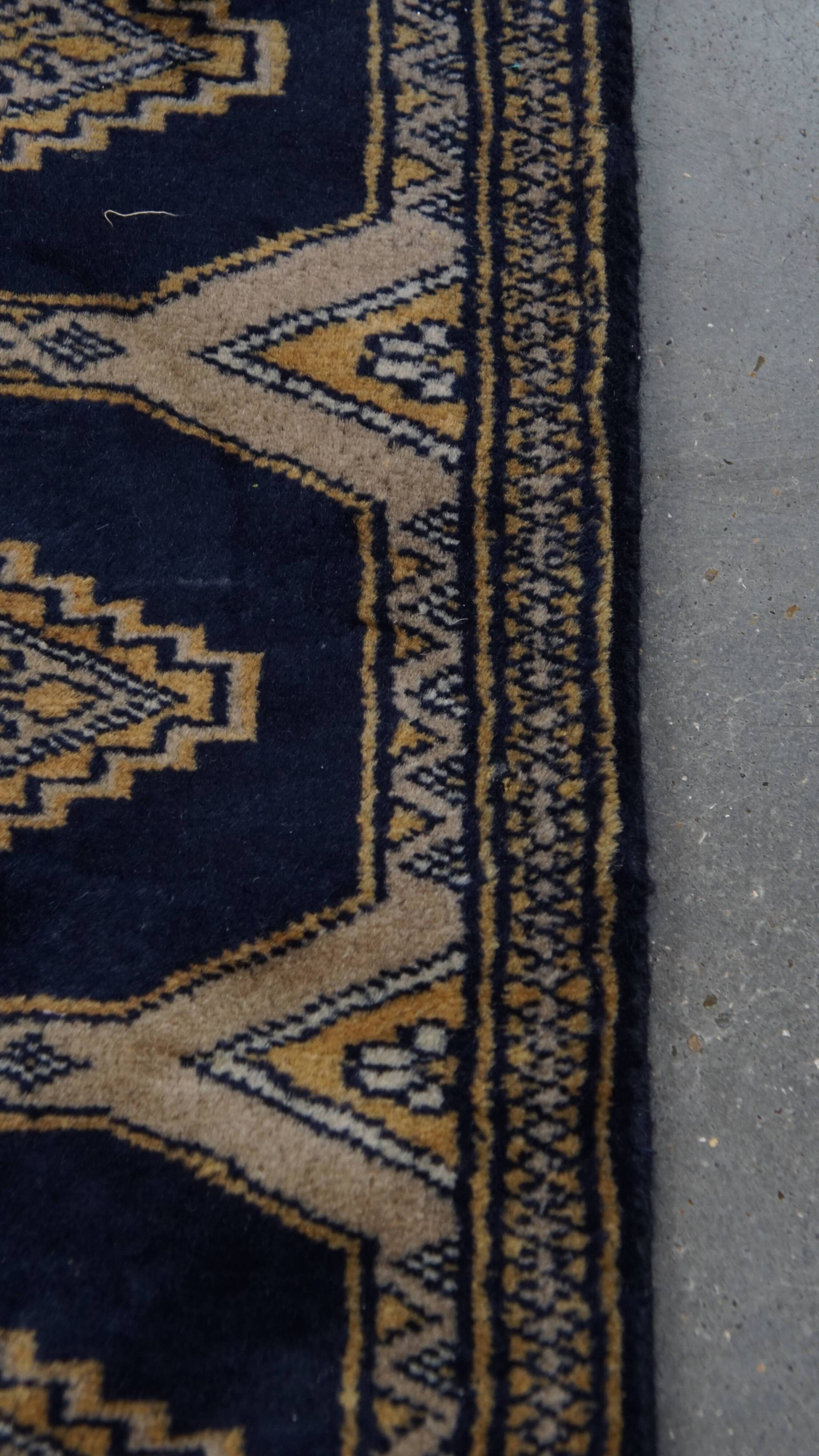 Rug / Runner in Blue and Beige Tones – 67x30cm