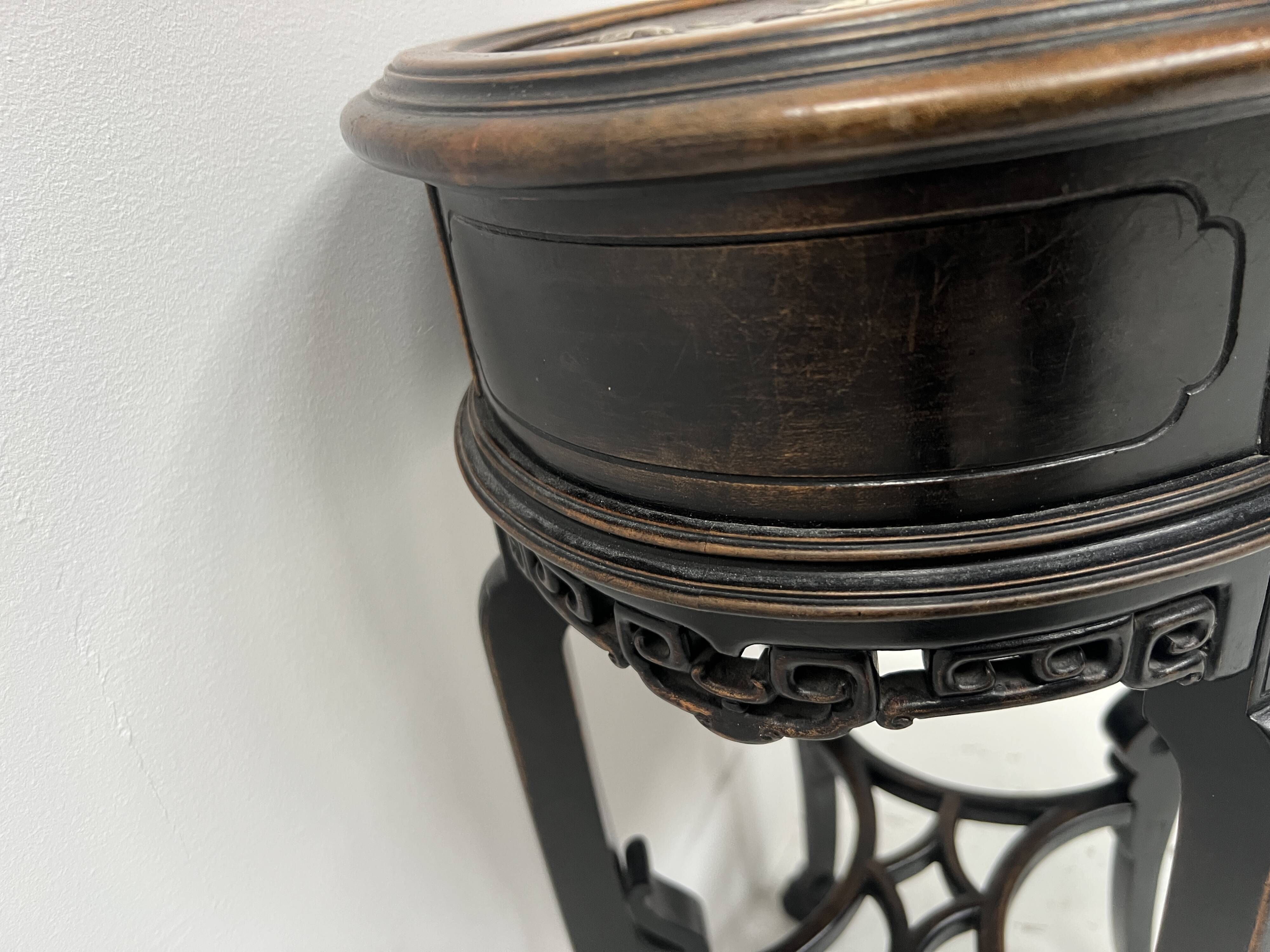 Asian style side table in natural wood, 20th century.