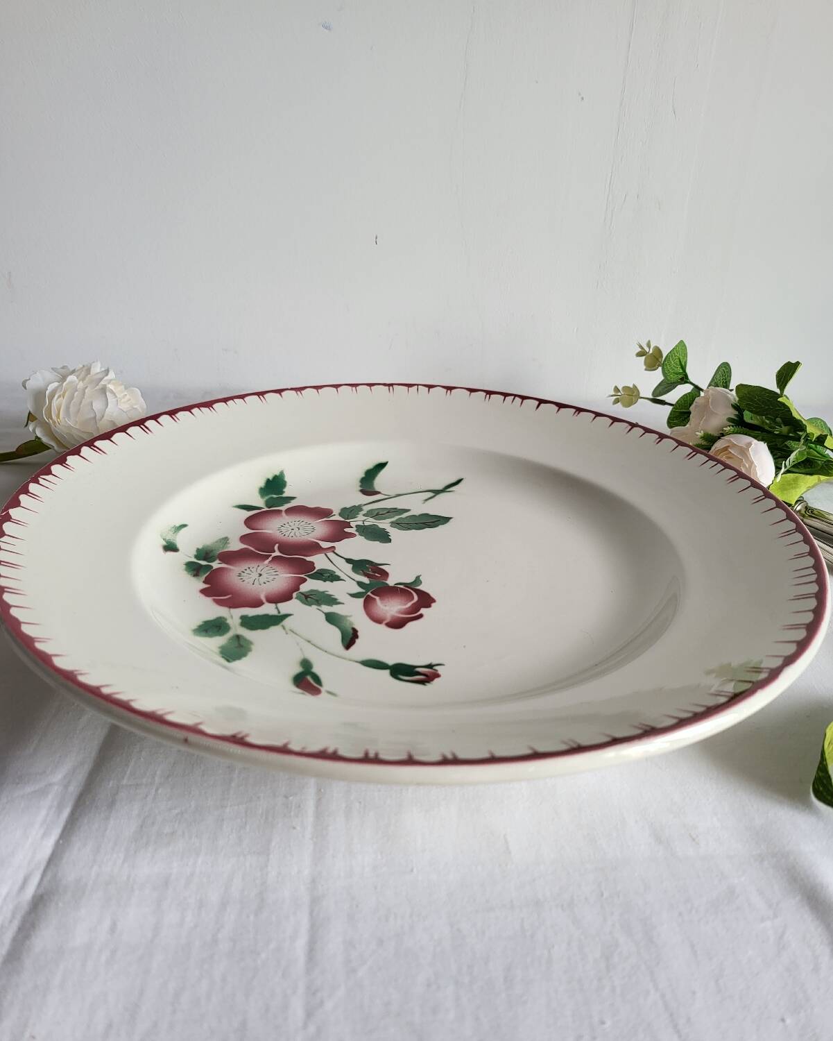 Large round serving platter sarreguemines, epernay model
