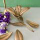 Cendrier vintage en laiton en forme de fleur