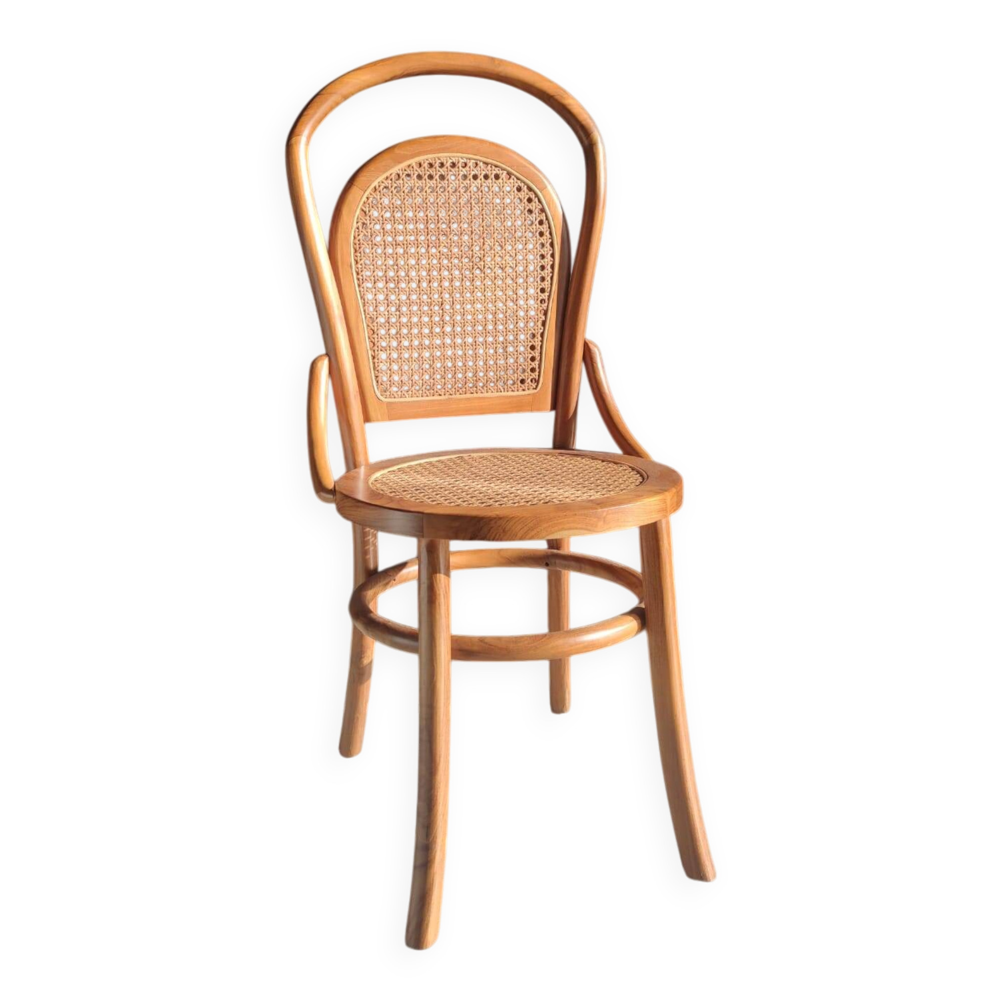 Chaise cannée en bois naturel