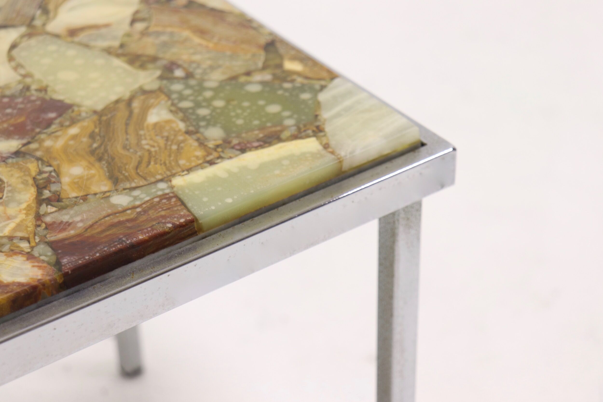 Onyx & epoxy resin side table, 1960s