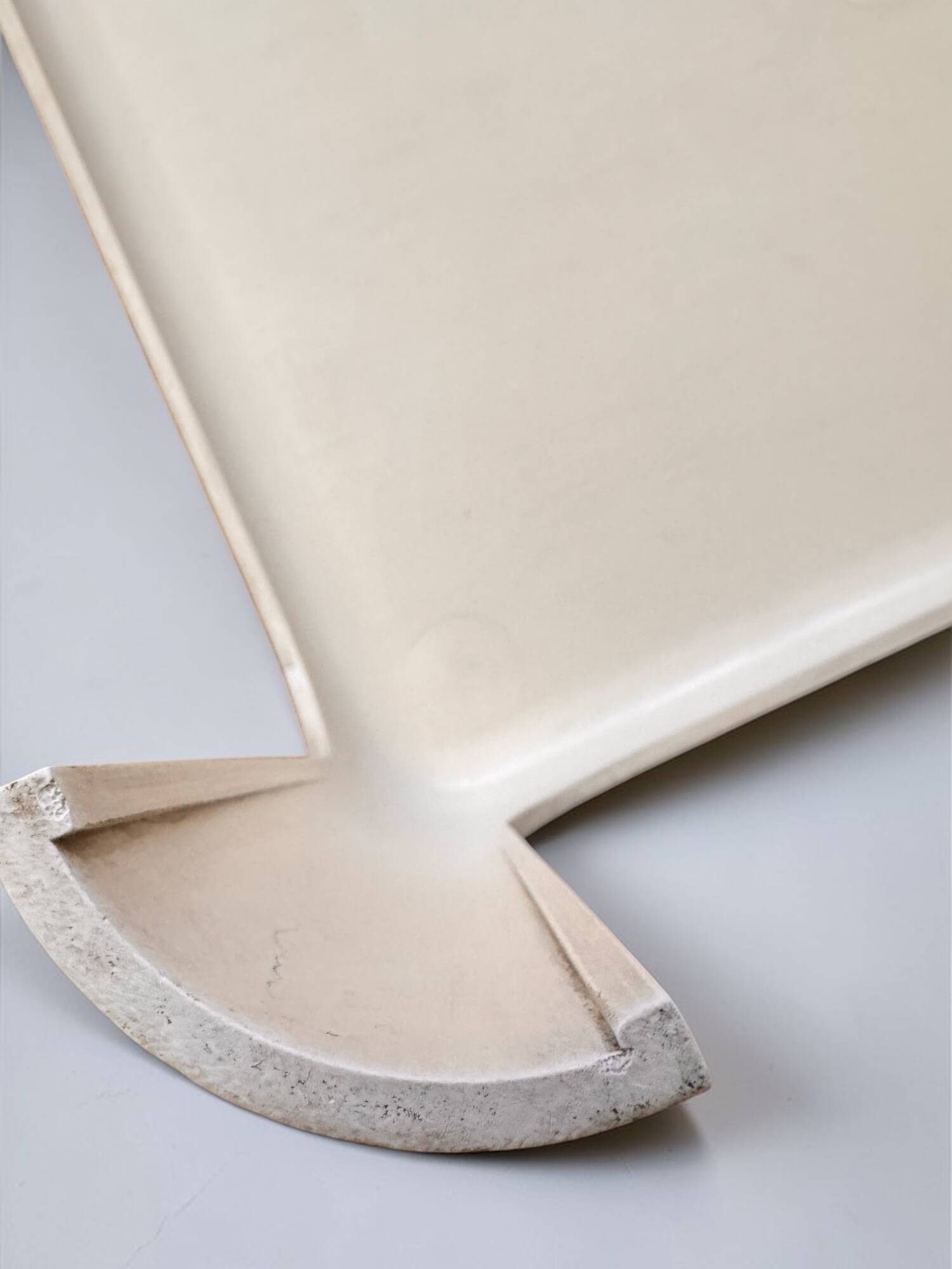 Artemide Giano coffee table 70x70 cm – ABS Space Age – Italian design 1970s