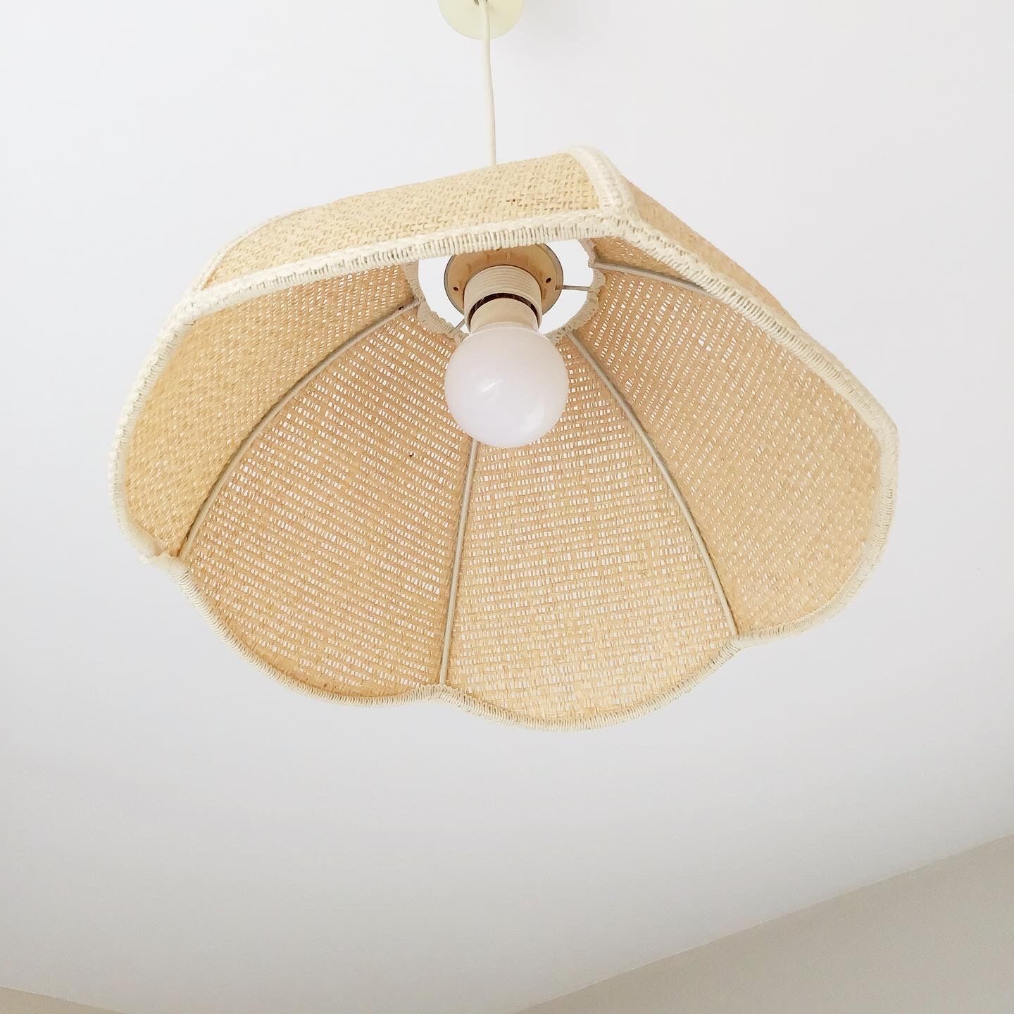 Suspension vintage fibres et tissu