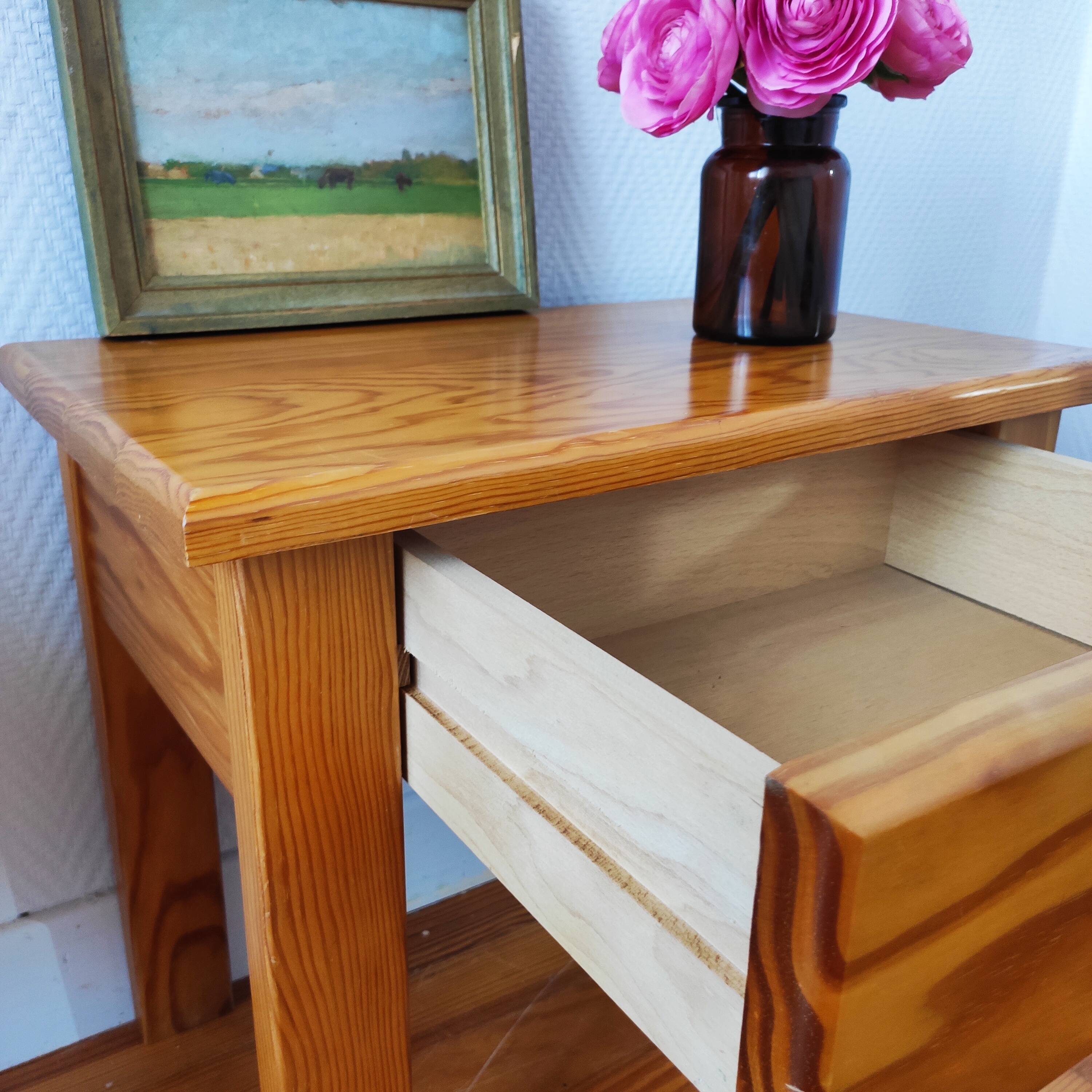 Paire de tables de nuit vintage 1980