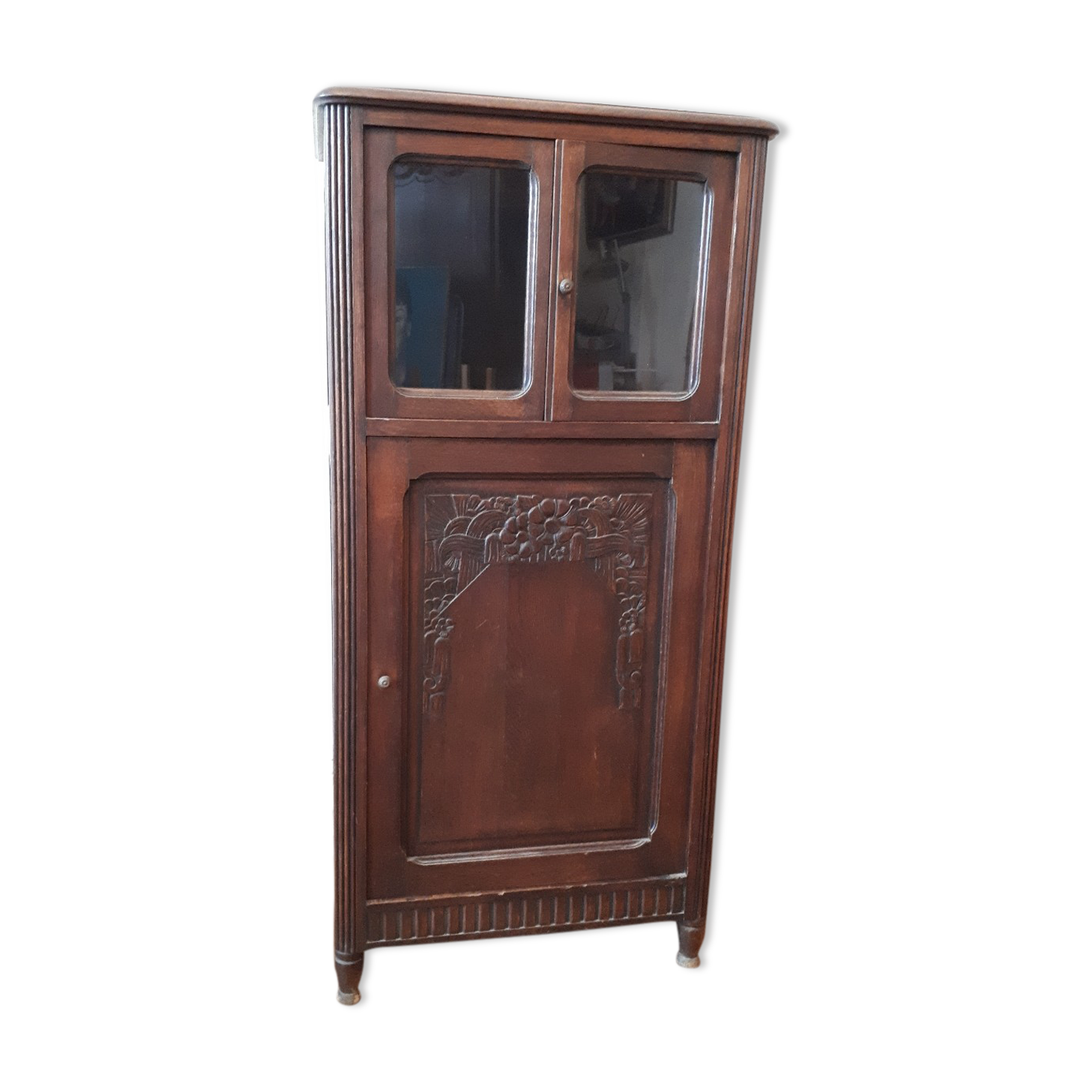 Showcase furniture from the 1930s