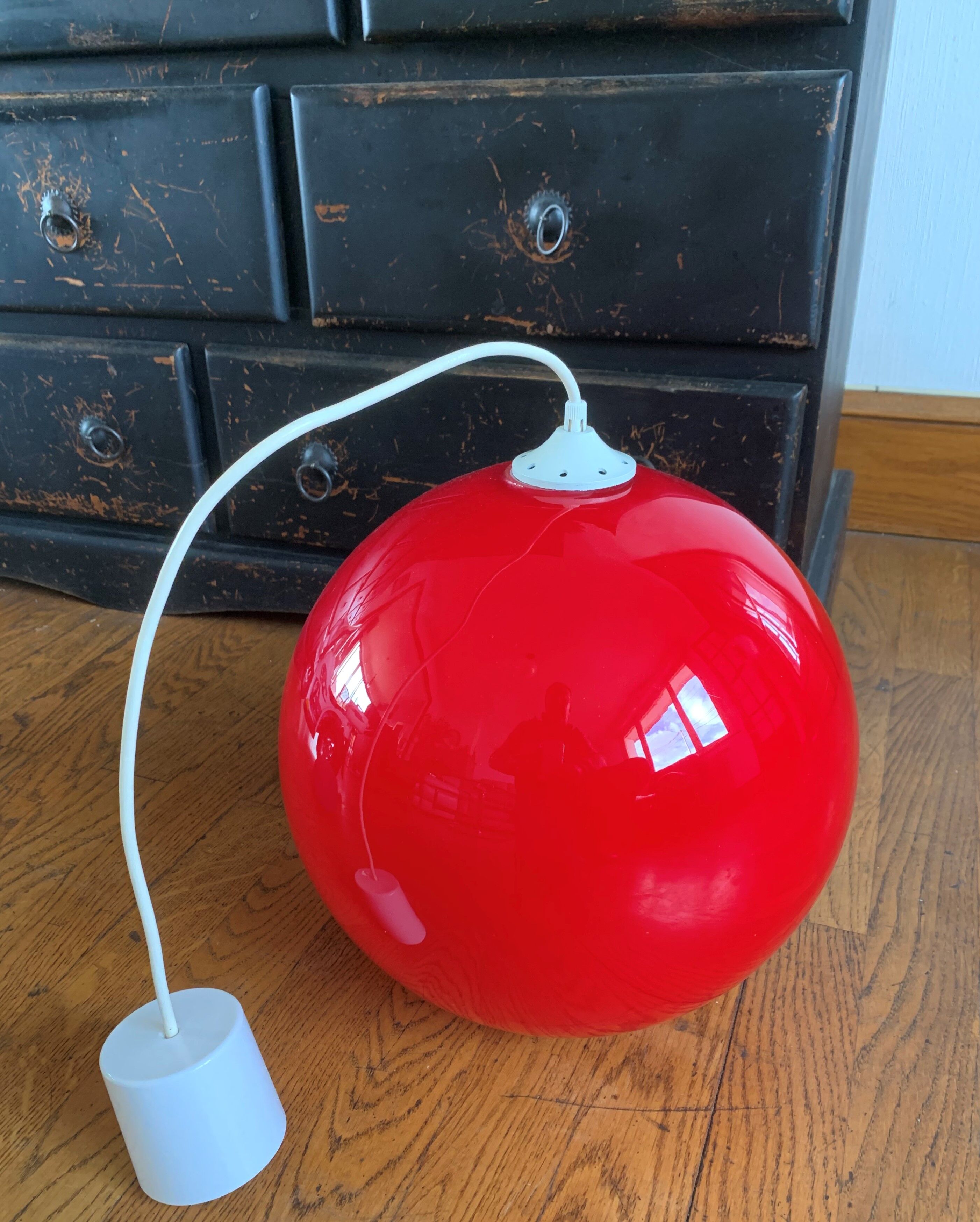 Hanging lamp year 70 in red opaline