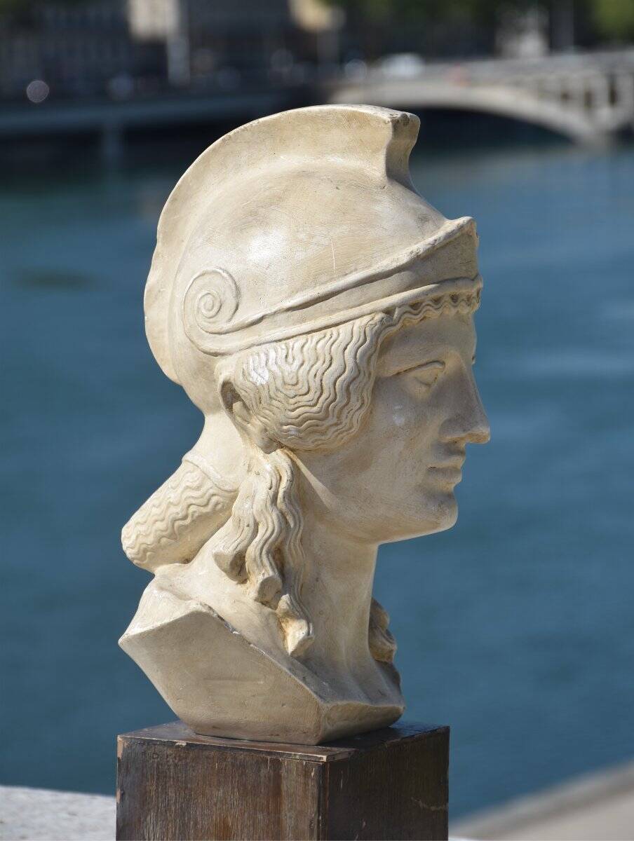 Tête de l'Athéna de Poitiers, vers 1960