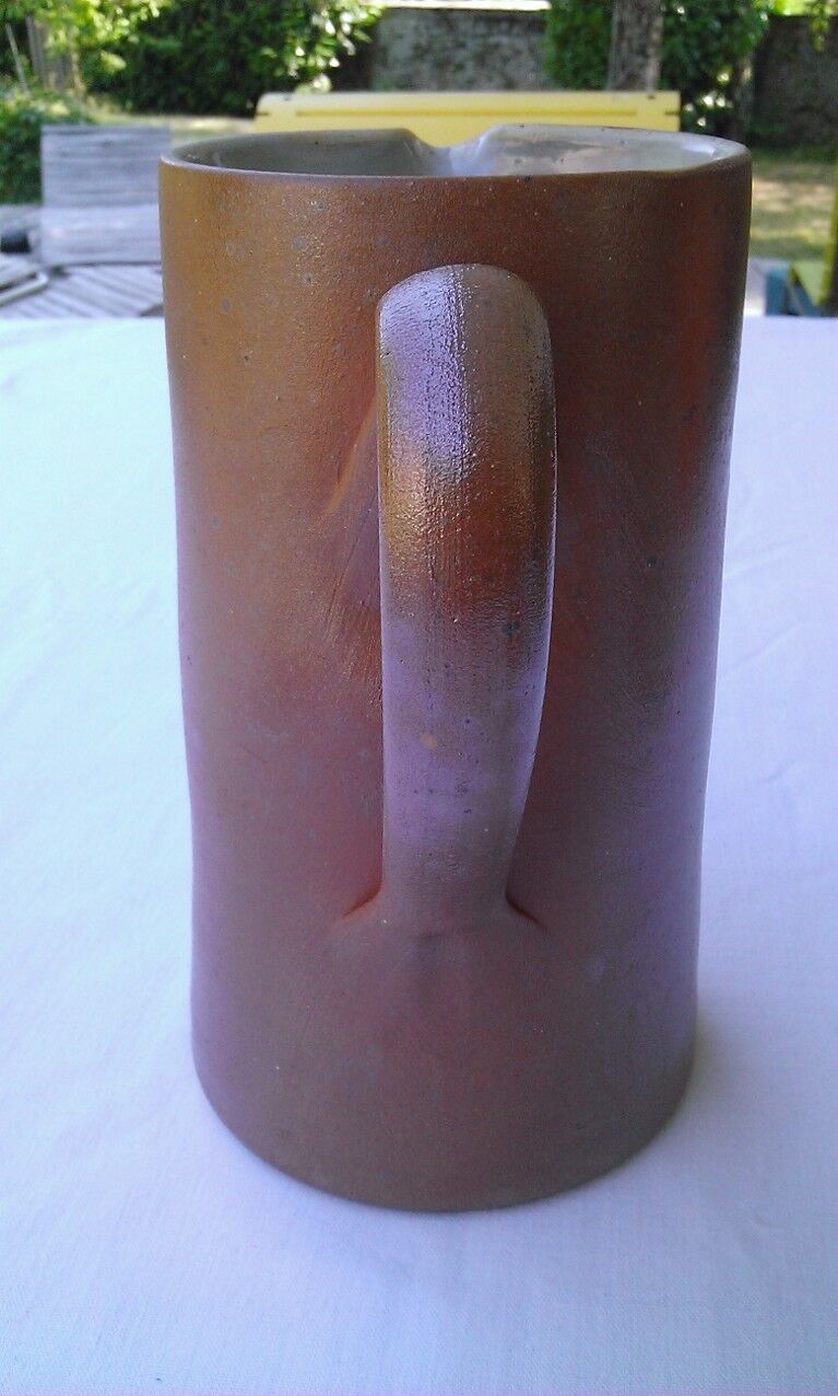 Pichet grès artisanal droit 1,5L signé