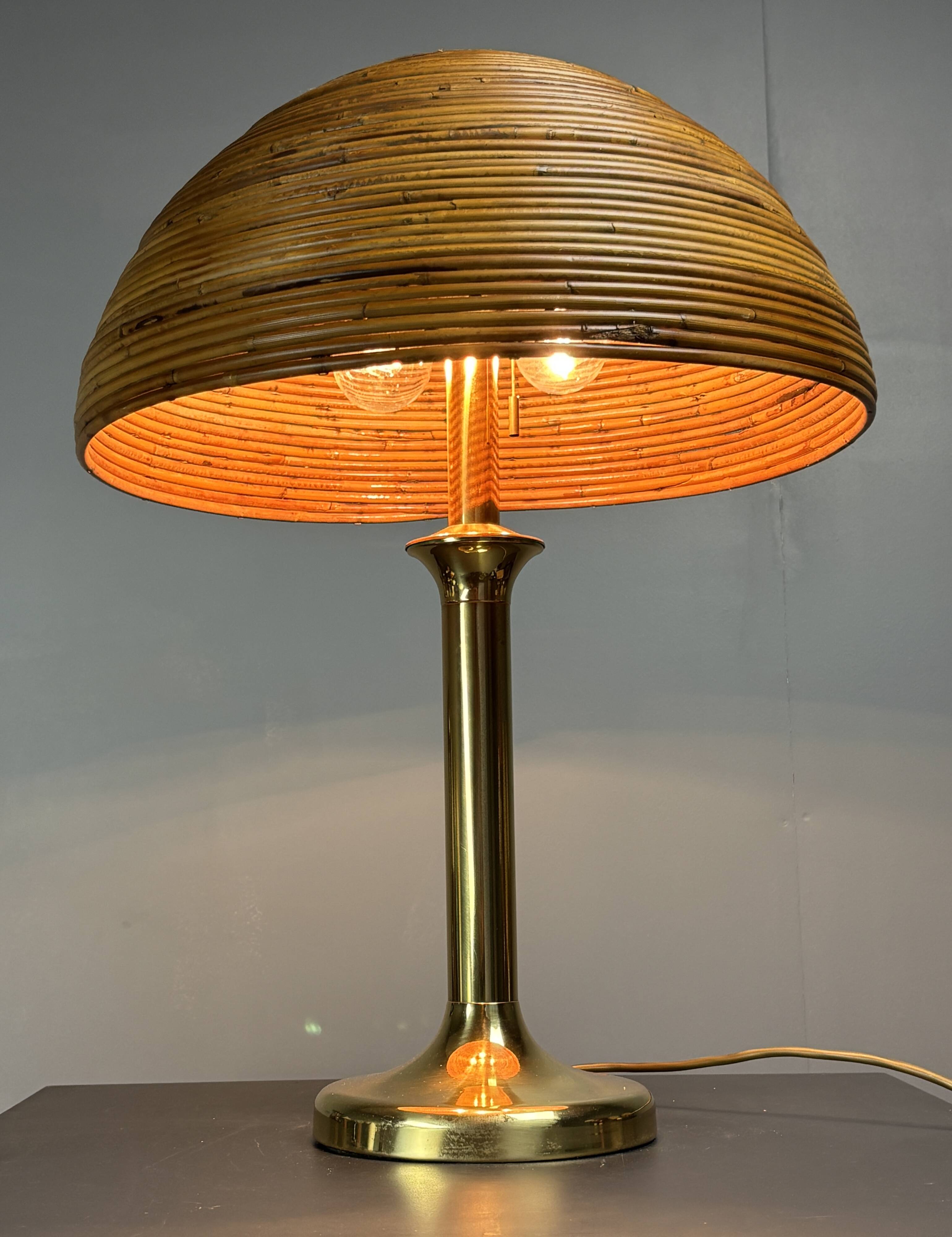 Italian midcentury pencil reed rattan brass Fungo mushroom table lamp 1970s