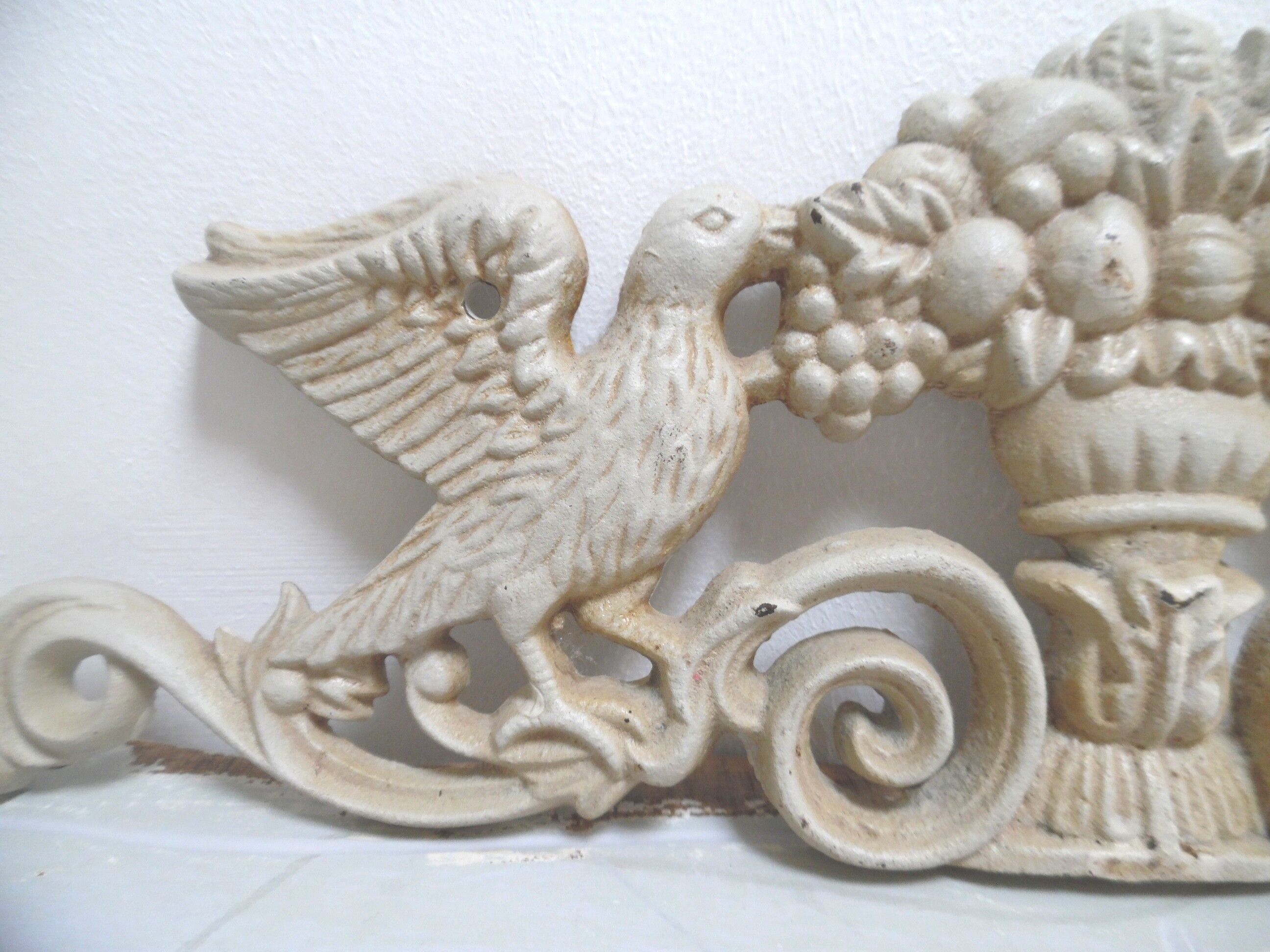 Pediment cast-iron birds