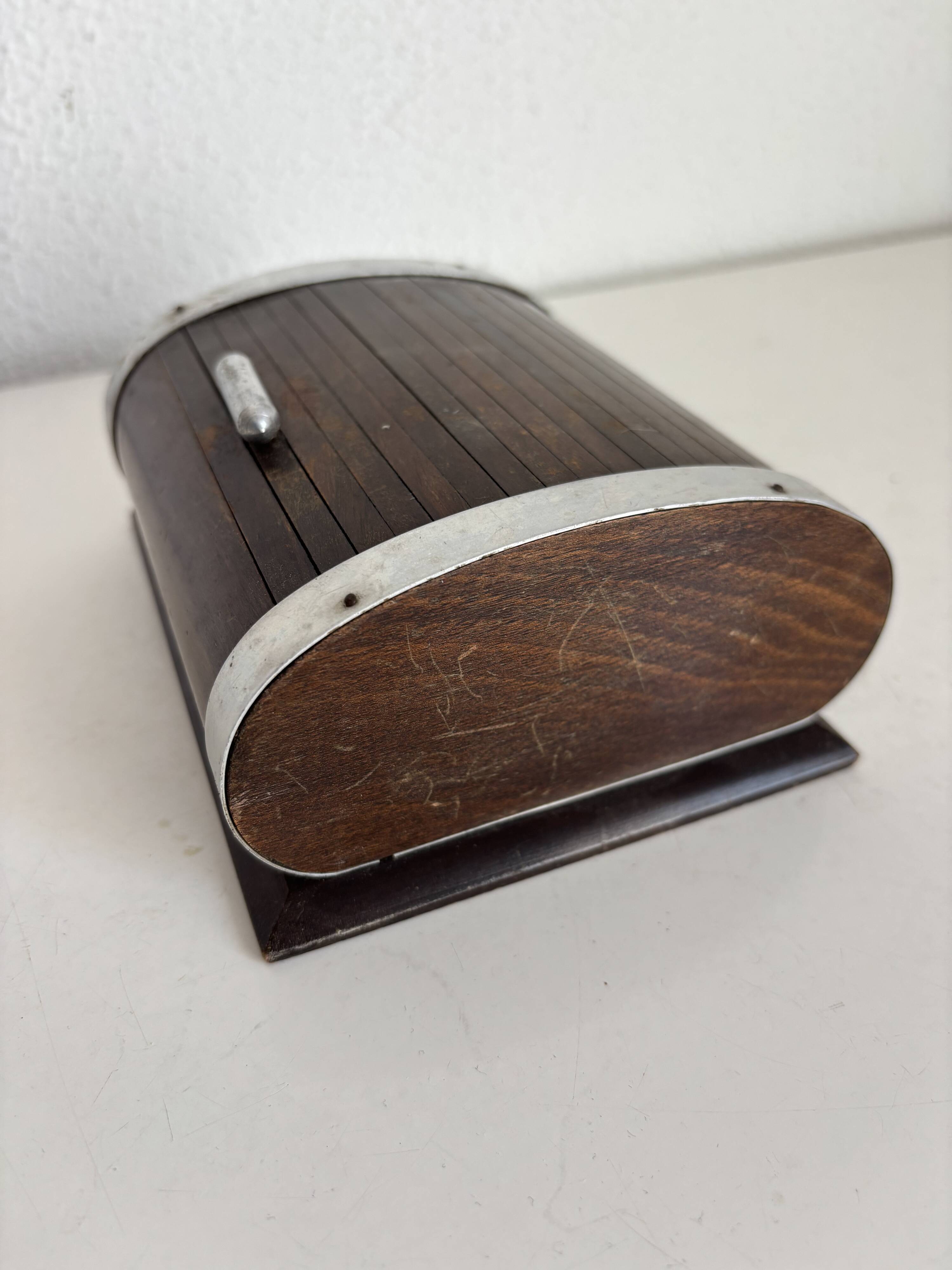 Vintage 1960 cigarette holder, wooden and gold metal dispenser - 16 x 13 cm
