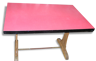 Table de bistrot en formica rouge des années 70, plaque de fabricant Lebatteux