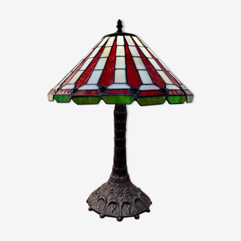 Tiffany style stained glass lamp