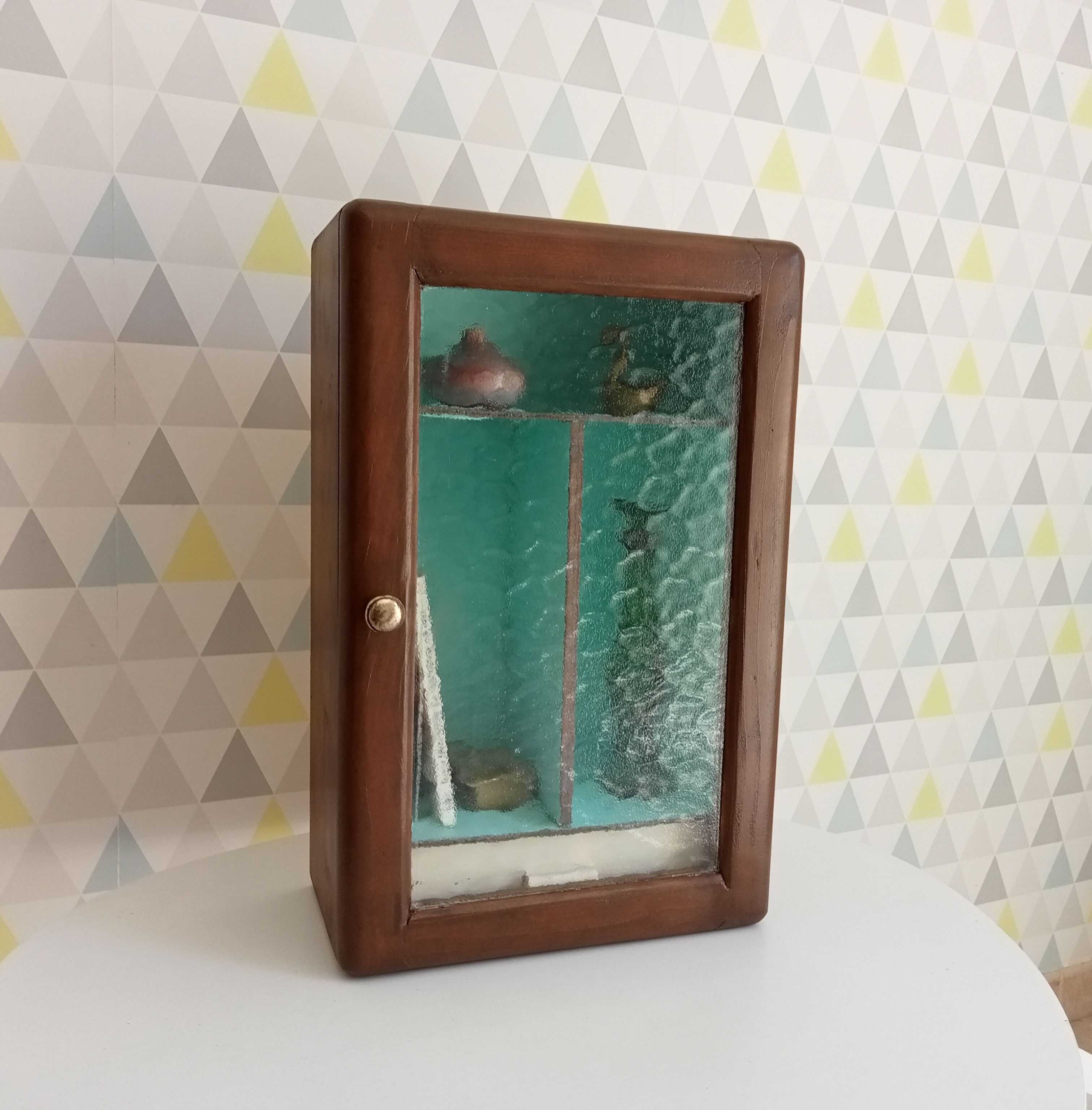Medicine cabinet 50s 60s