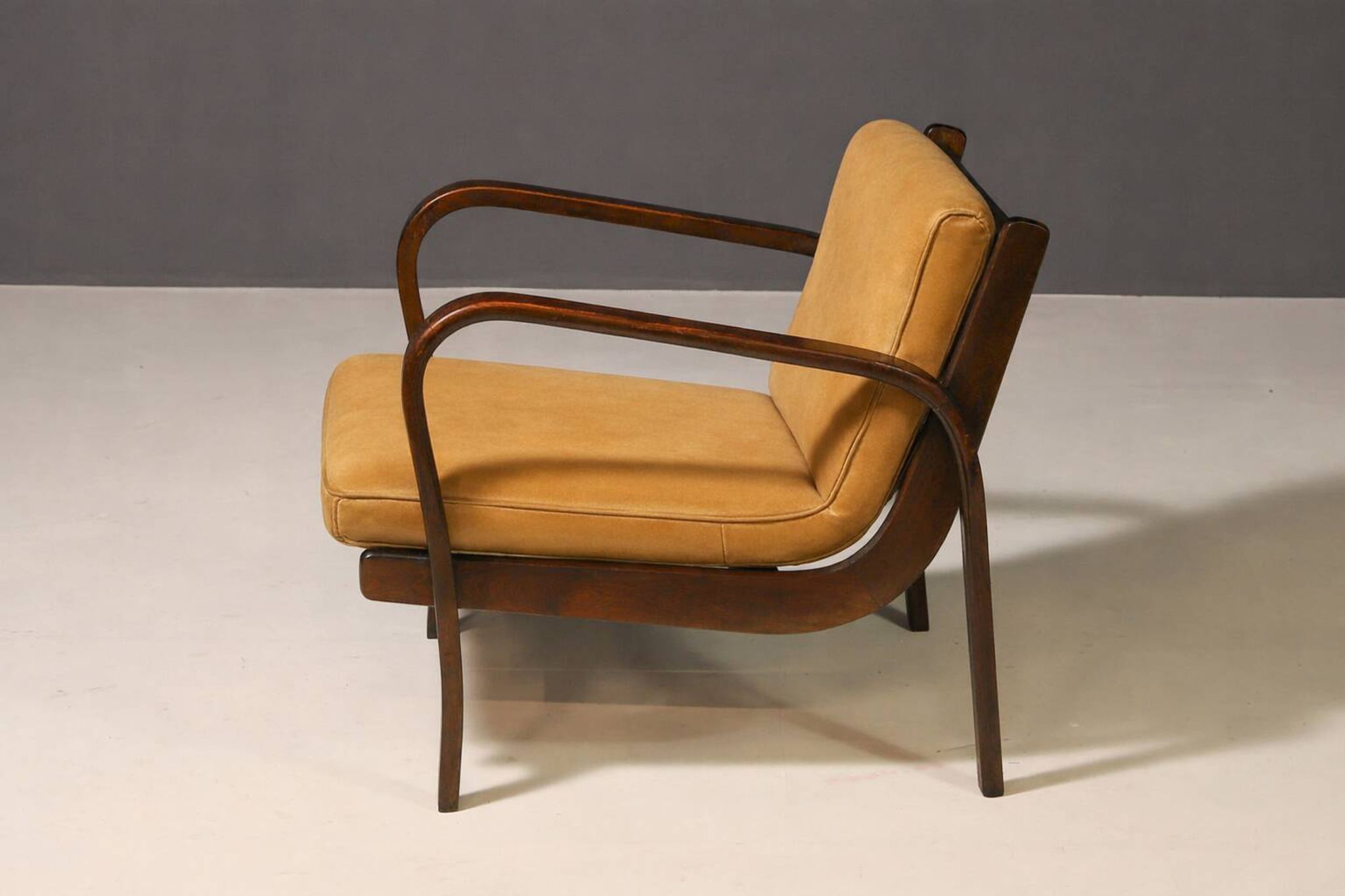 Koželka & Kropáček armchair, 1940s, silver medal – Milan Triennale 1946, restored bentwood frame