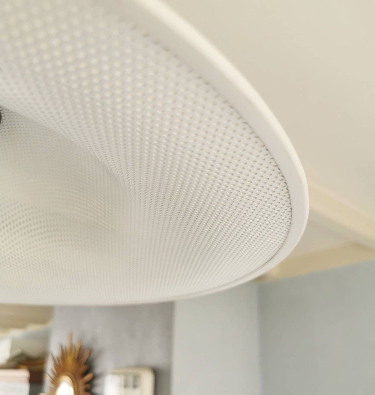 Vintage white metal suspension 1980