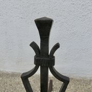 Wrought iron hammered gates in the style of Subes or Poillerat, 1950s.
