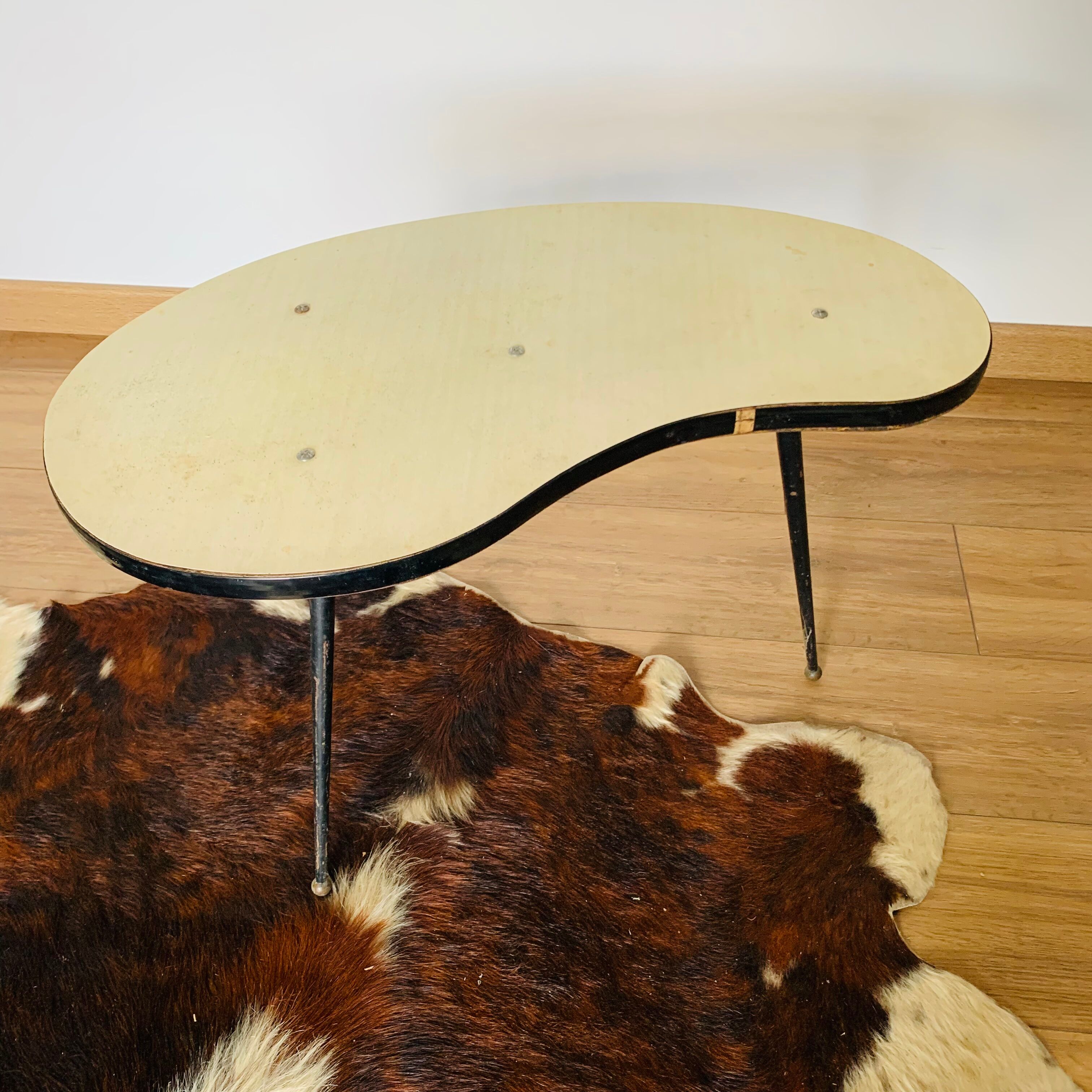 Vintage bean-shaped coffee table
