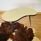 Table basse vintage forme haricot