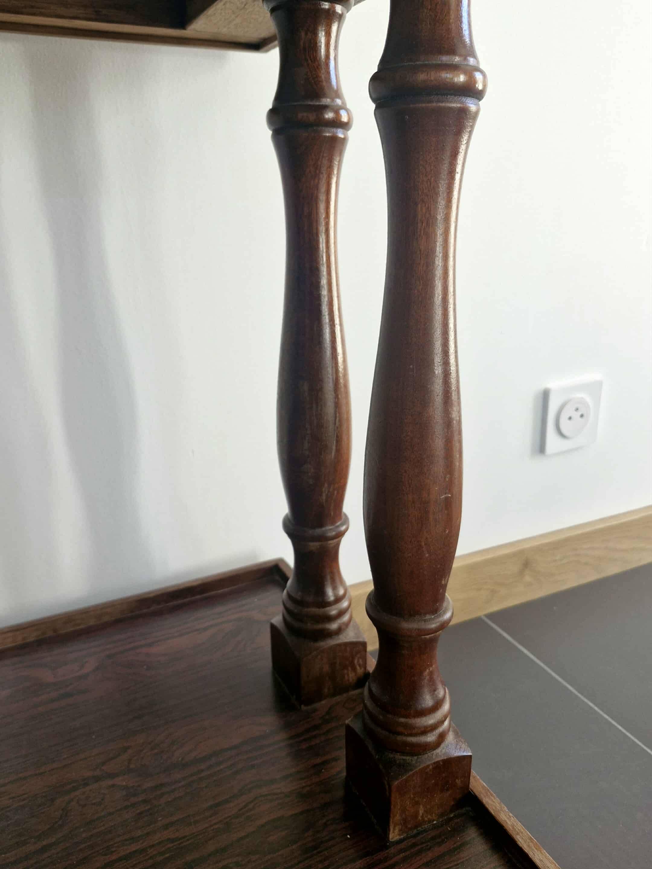 Coffee table / Side table