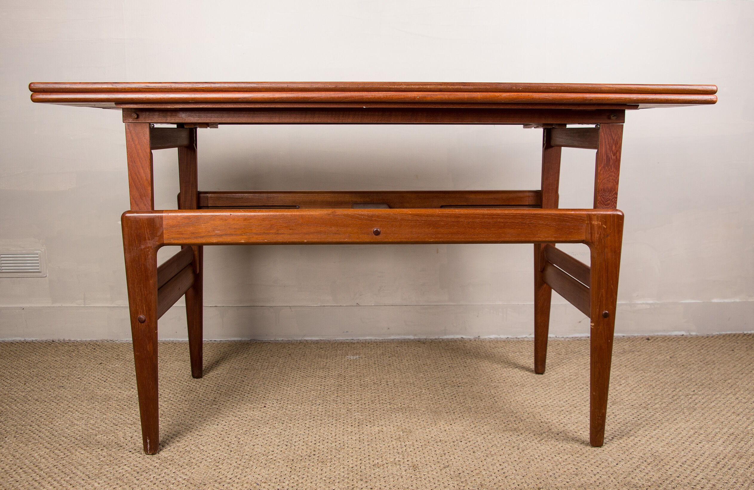 Danish teak table model "elevator" adjustable high and low, Kai Kristiansen, V.M.Mobler 1960
