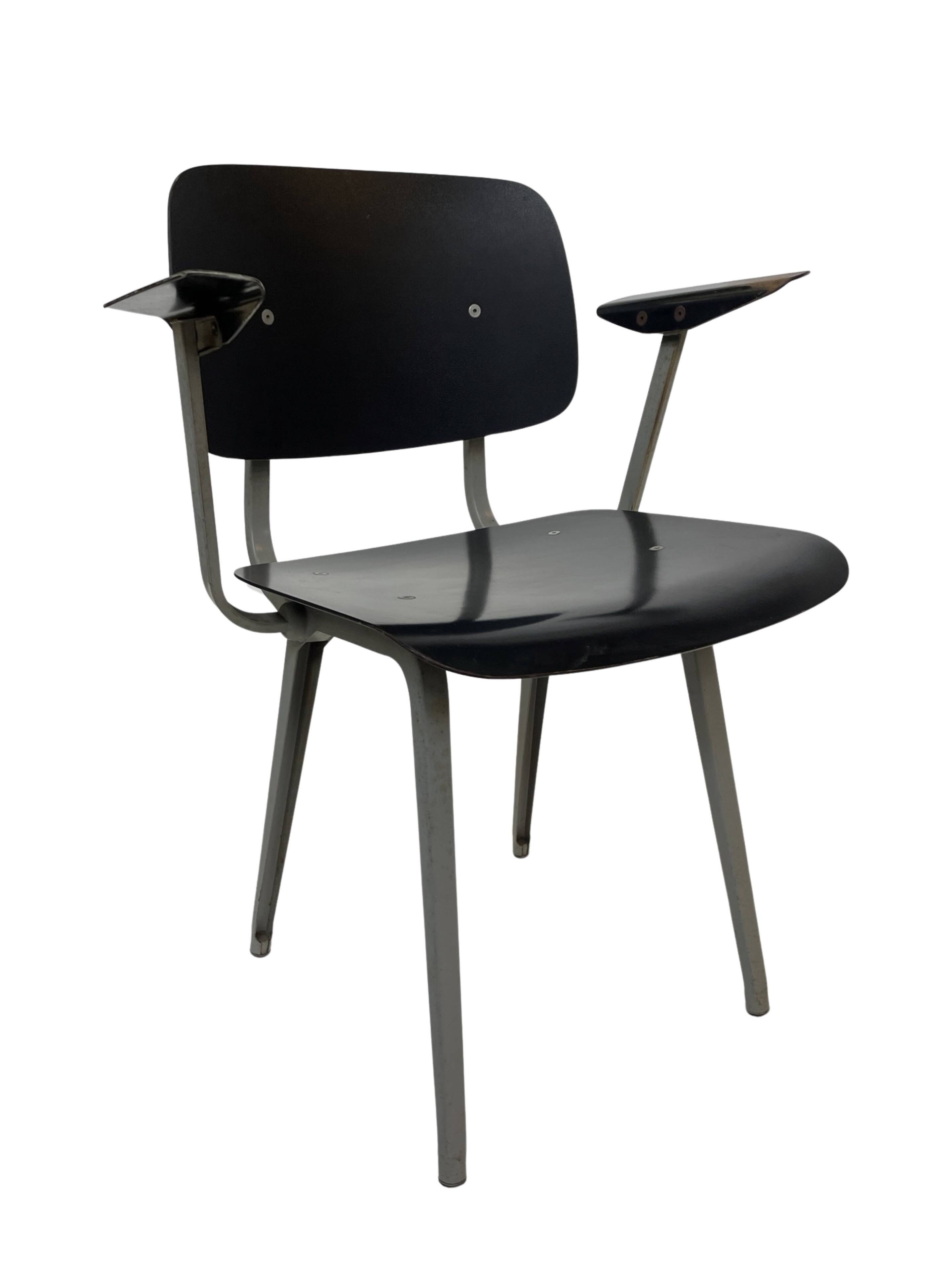 Friso Kramer Revolt arm chair for Ahrend de Cirkel 1953