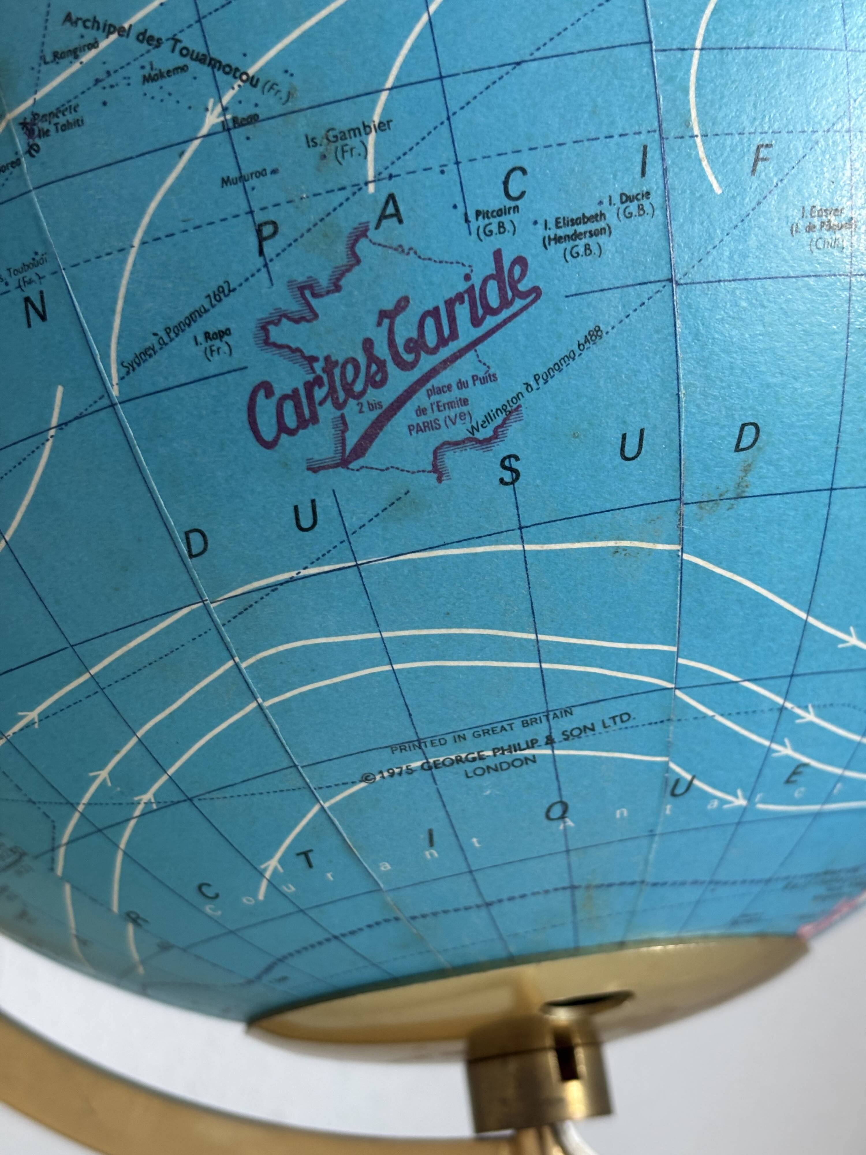 Globe vintage 1975 terrestre verre tripode doré Taride - 32 cm
