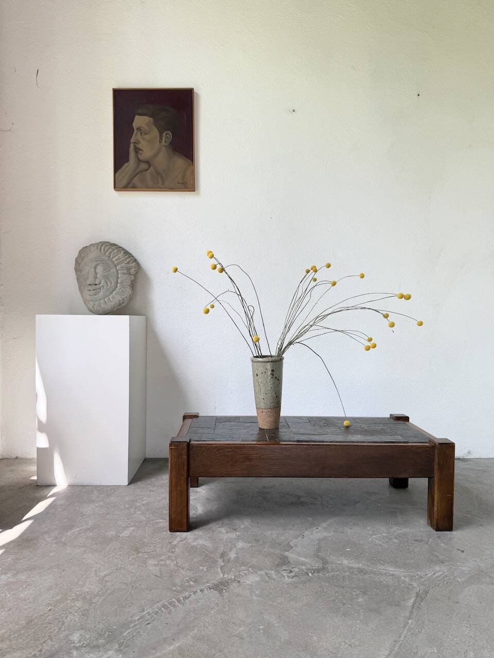 Table basse en chêne et ardoise 1950