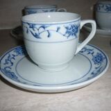 4 cups and sub-cups ceramic white and blue