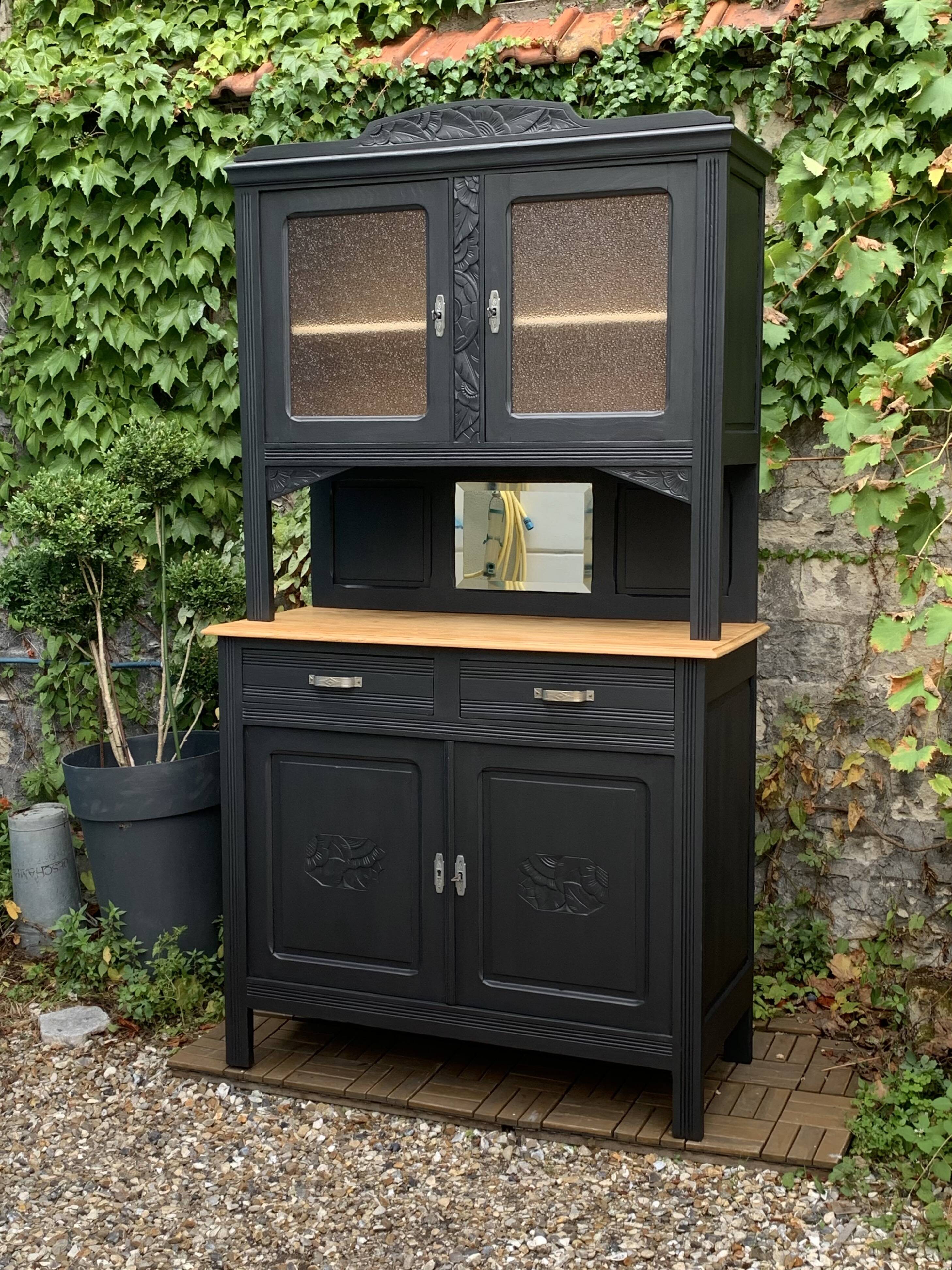 Parisian art deco buffet in solid walnut 1930