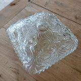 Plafonnier ancien en verre moulé