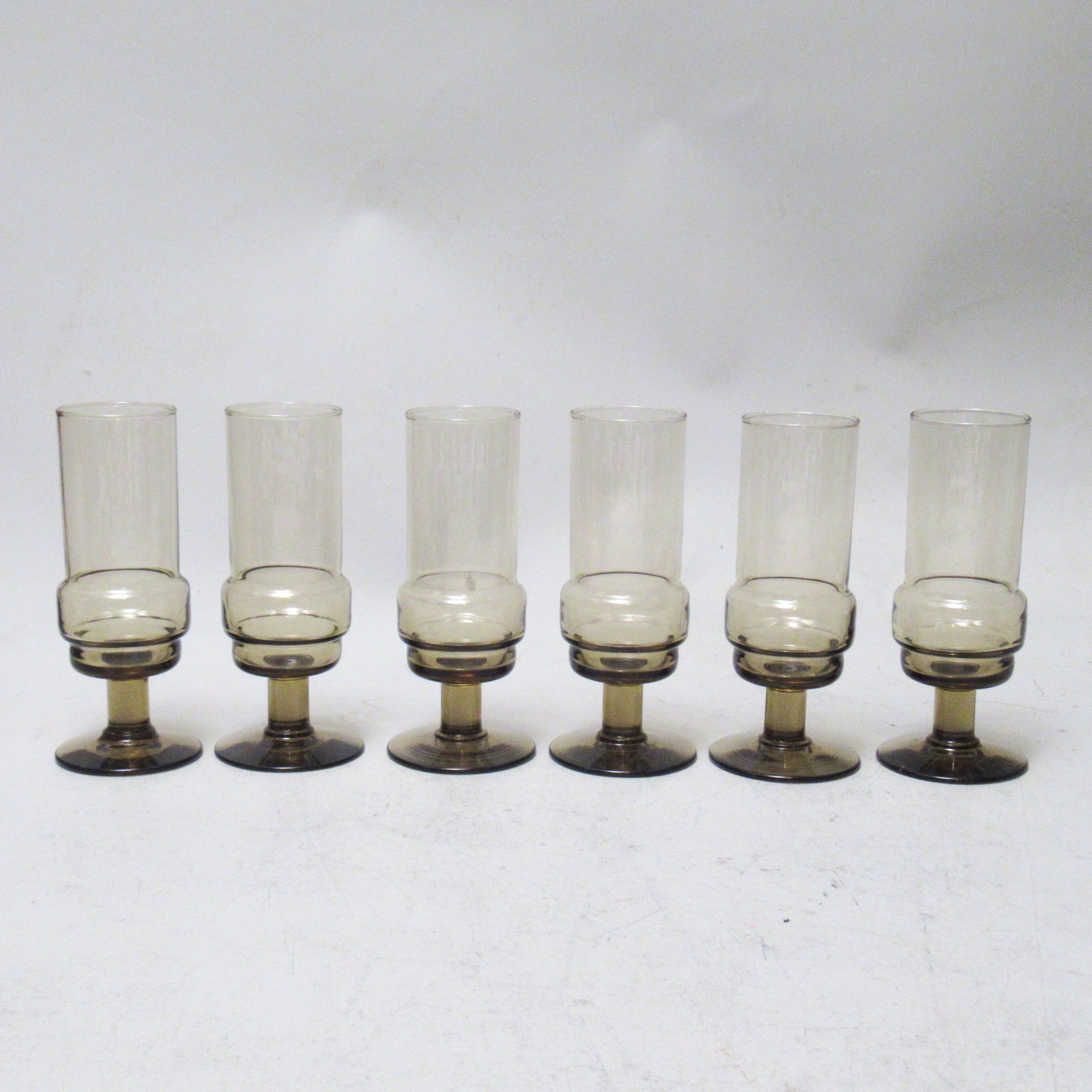 Six glasses of smoked glass 70s