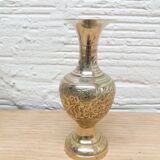 Vase laiton ciselé