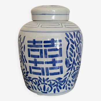 Chinese porcelain ginger pot