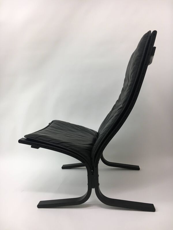 Fauteuil lounge en cuir noir au design Mid-Century par Ingmar Relling pour Westnof