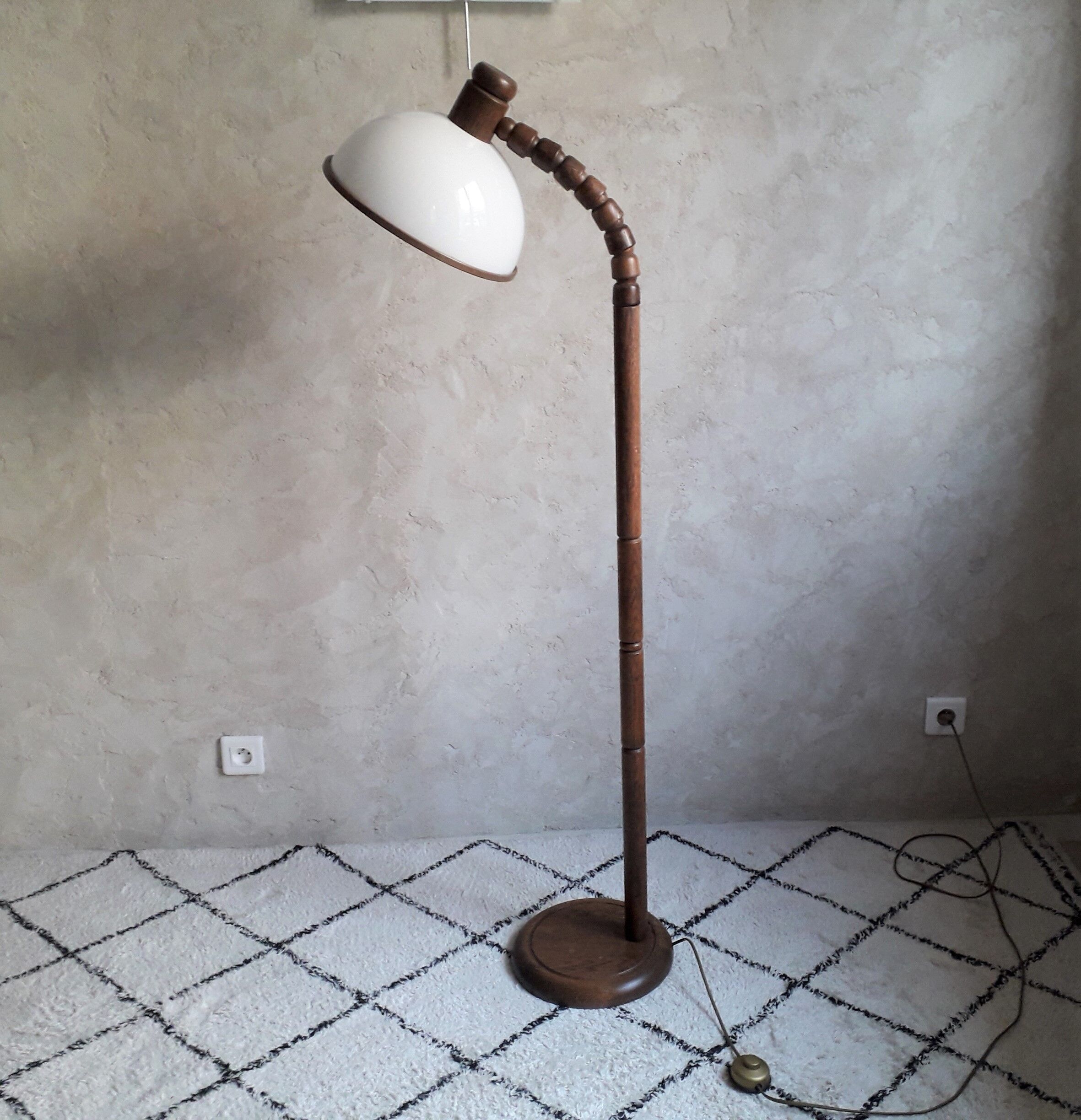 Dutch design wooden floor lamp by Steinhauer