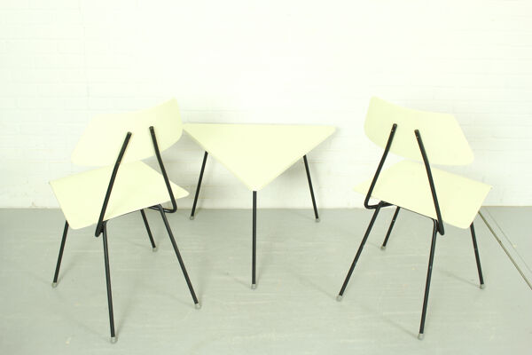 Rob Parry et Emile Truijen Lit, chaise et table de chevet pour la série Dico « Kamer 56 », années 1950
