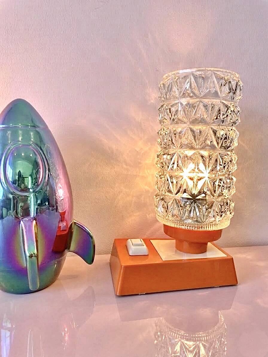 vintage Mid Century Massive 1970 lamps diamond point globes