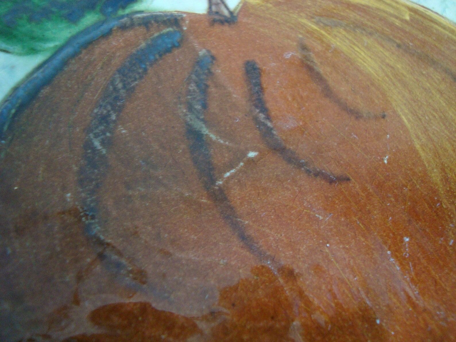 Vintage plate signed Puigdemont stylized ruit patterns
