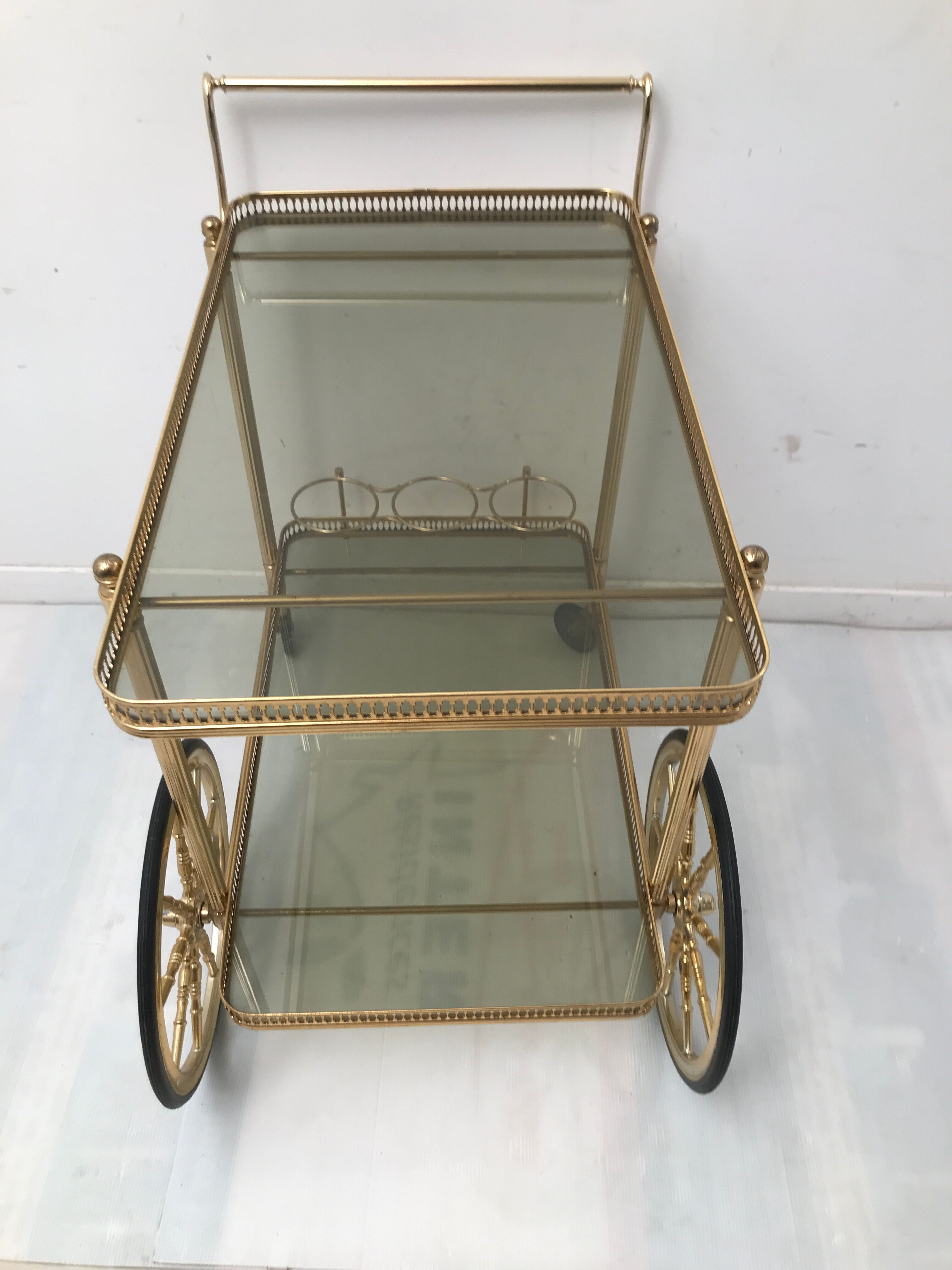 Golden vintage rolling service