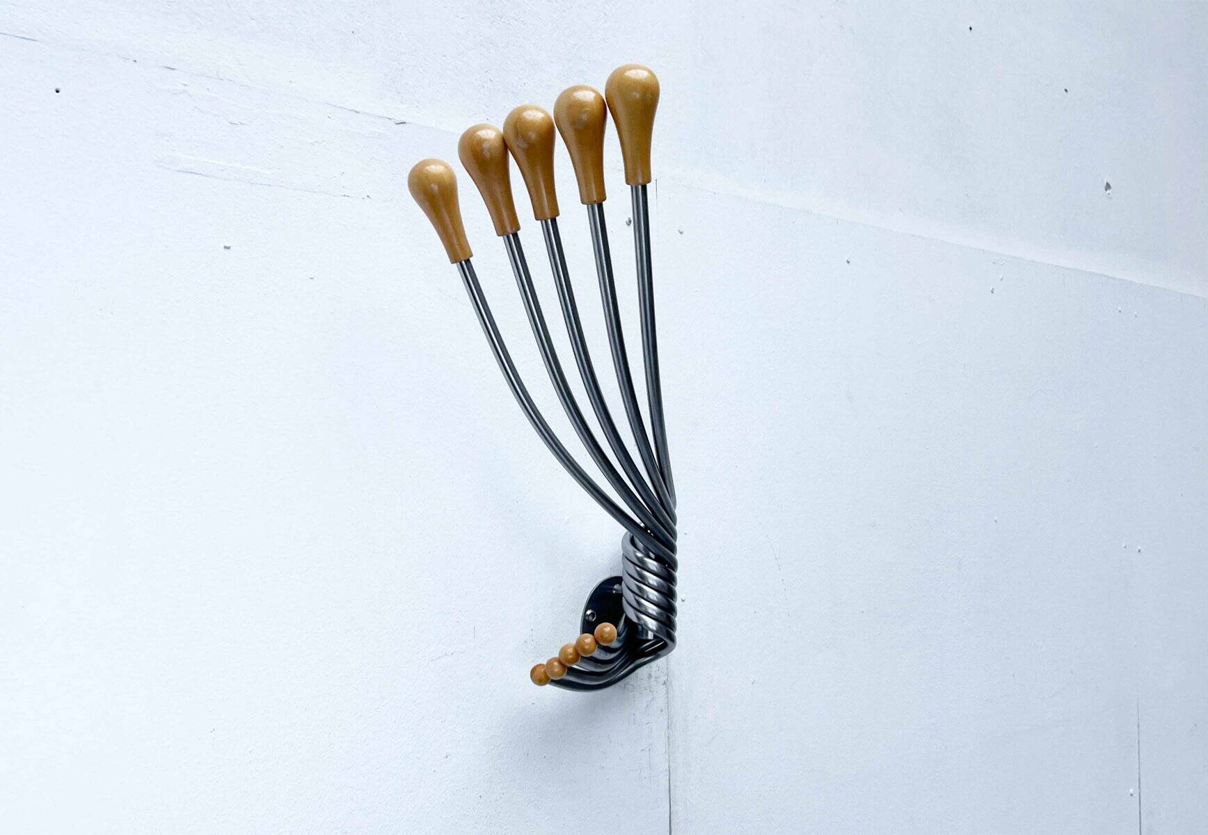 Postmodern Italian Wall Hook Octopus by J. De Pas, P. Lomazzi and D. D'Urbino for Zanotta, 1990s