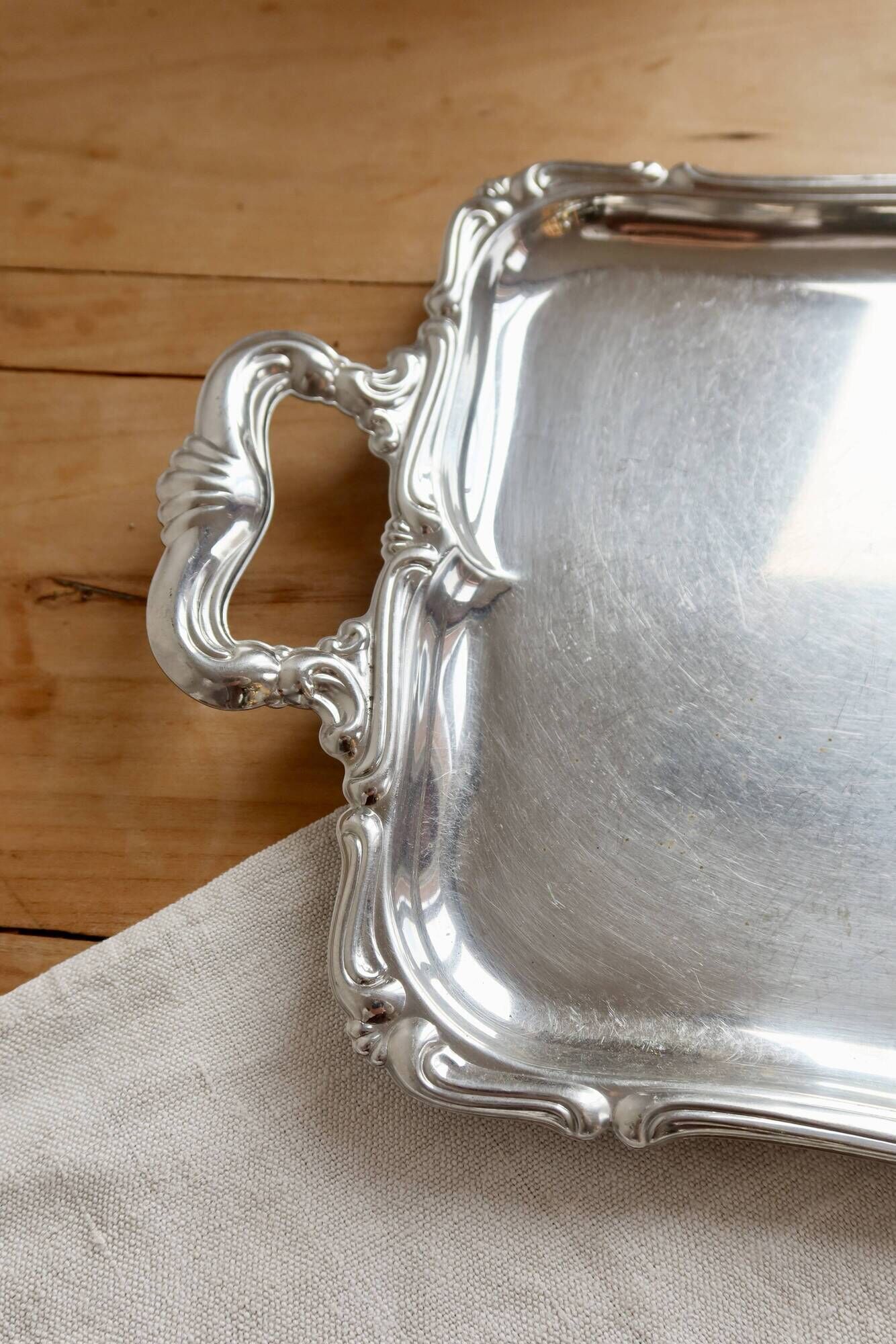 Vintage silver-plated service tray – Rococo handles