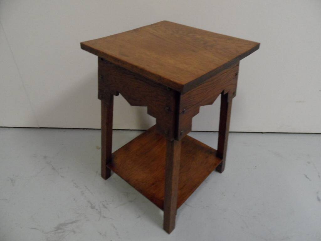 Antique oak piede stalle