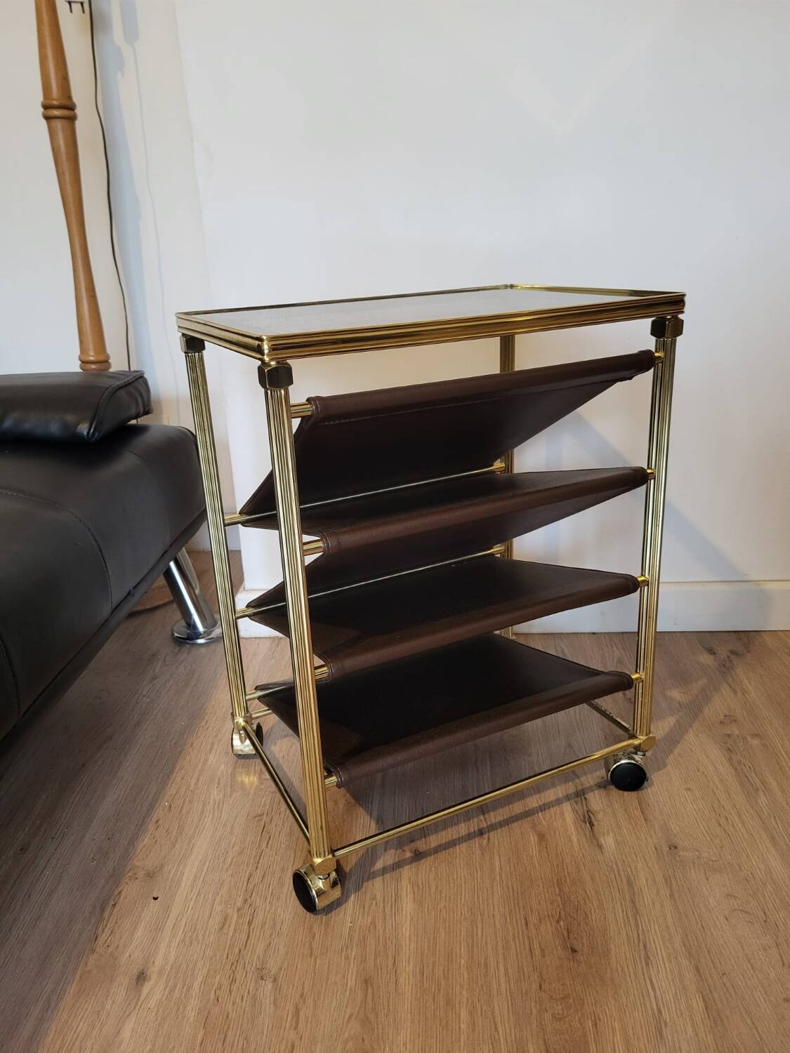 Porte-revue vintage rare