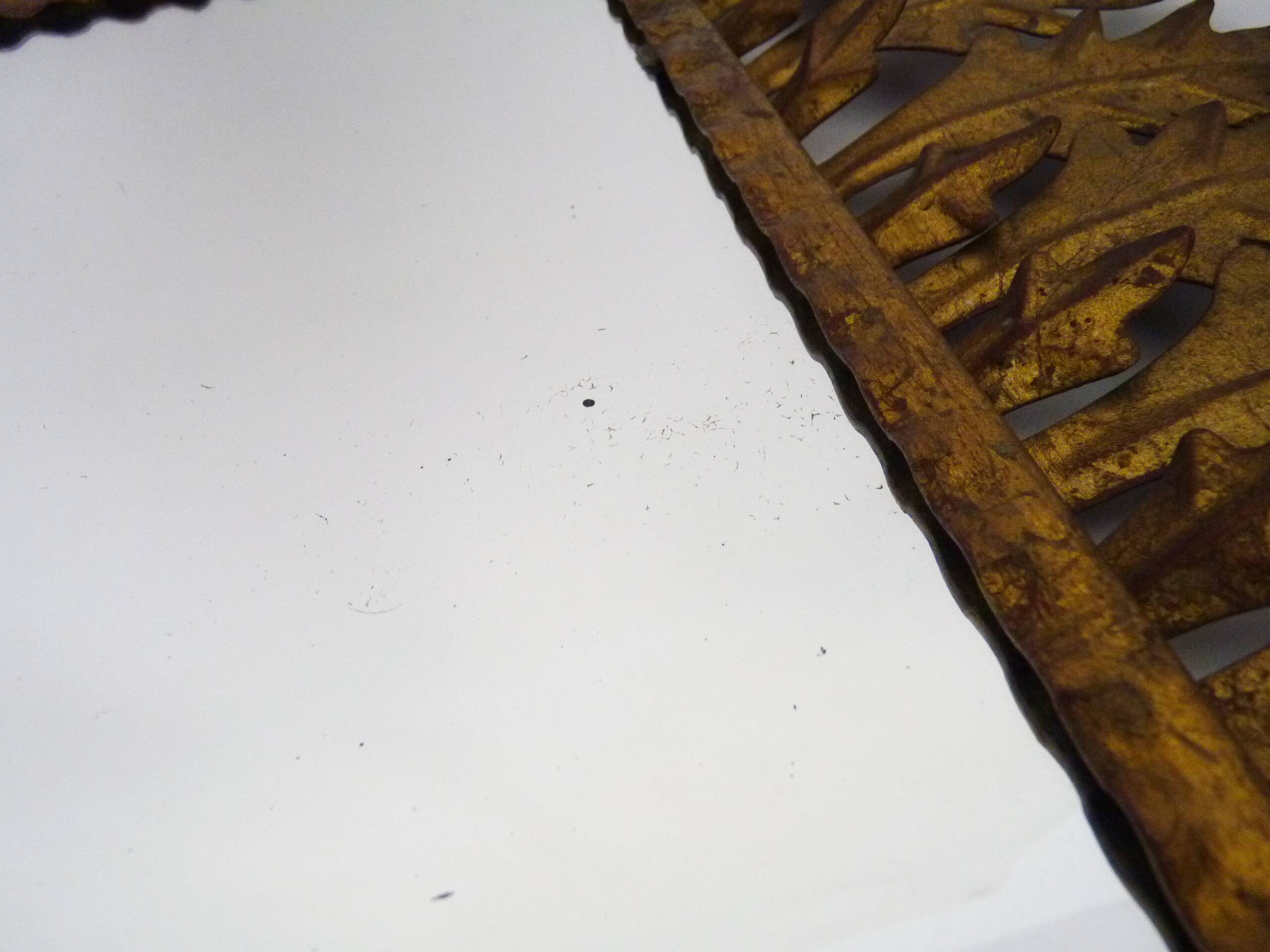 Old rectangular oak leaf mirror in gilded metal Spain 60 70