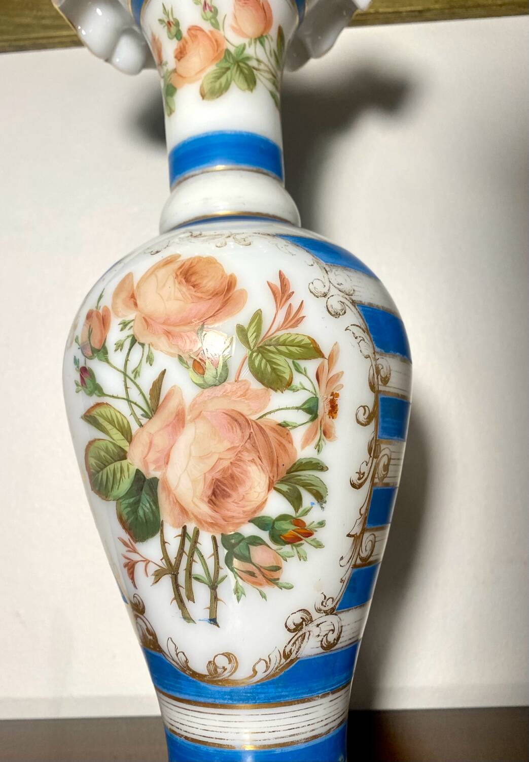 Jean-françois robert baccarat vase opaline peint main