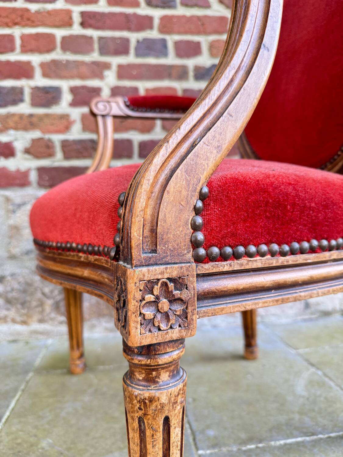 Pair Of Louis XVI Style Medallion Armchairs XIX Eme Century