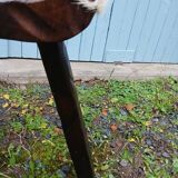 Tripod chair/stool in wood and goatskin